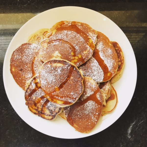 Sneaky Banana, Spelt and Yoghurt ‘Pankeletes’